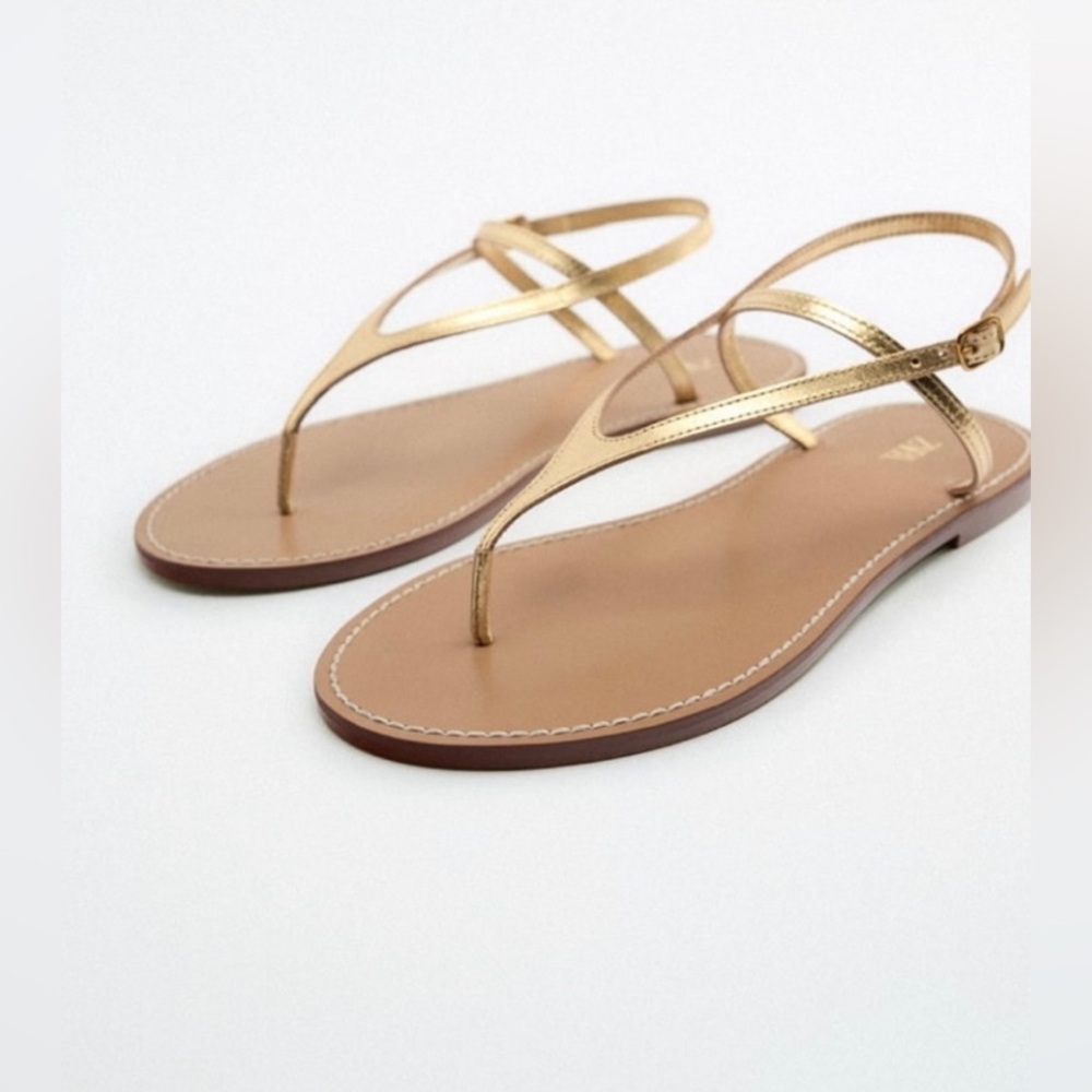 ZARA METALLIC LEATHER FLAT SANDALS  Color: GOLD Size: 7.5